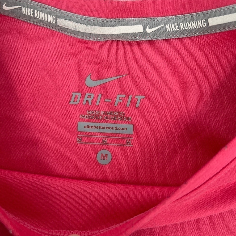 NIKE Women’s Dri-Fit Running Short Sleeved Athletic T-Shirt Pink size: Medium - Picture 6 of 8